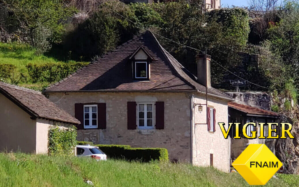 Maison à SAINT-CIRQ-LAPOPIE
