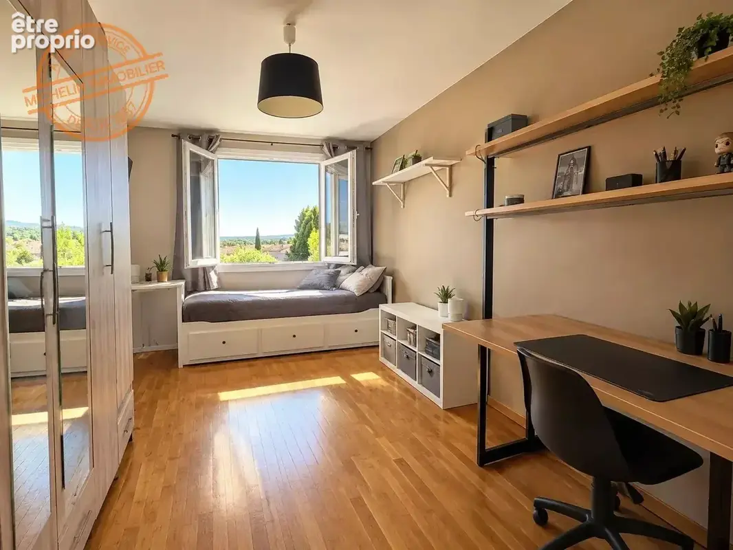 Entre parc, calme et commodités : un appartement qui n'attend que vous - photo 4