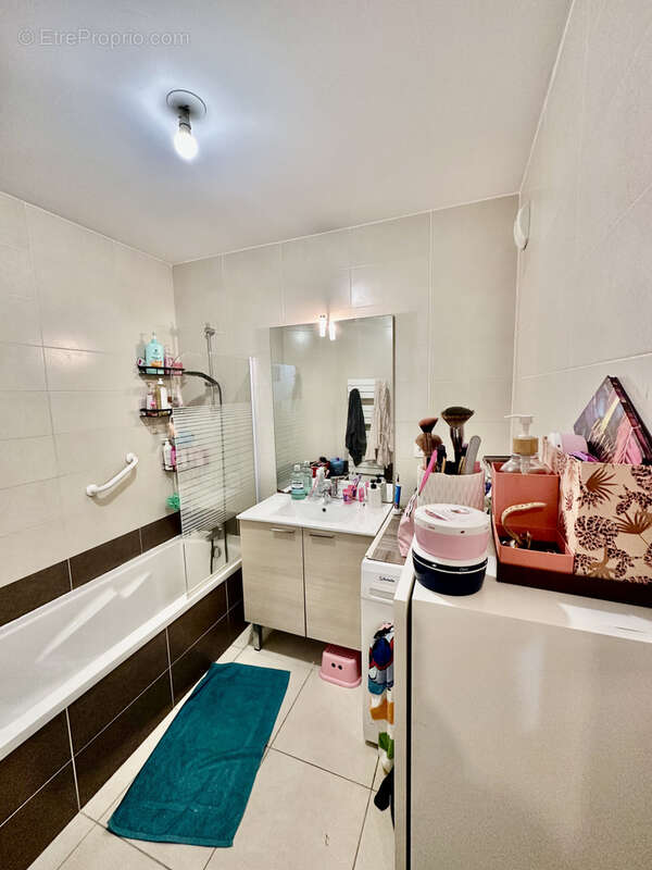Appartement à MARSEILLE-12E