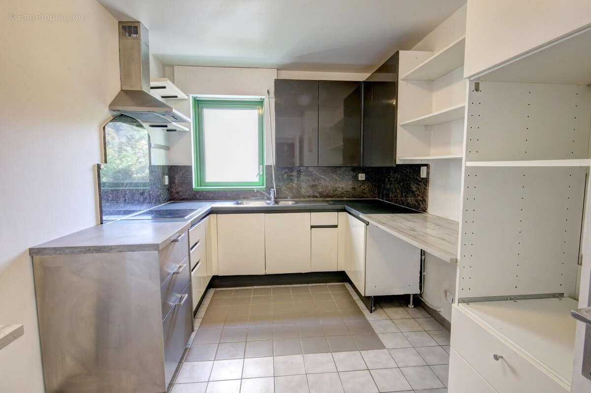 4 pieces 112,64m2, 3 chambres face au bois de vincennes dans un immeuble recent - photo 12