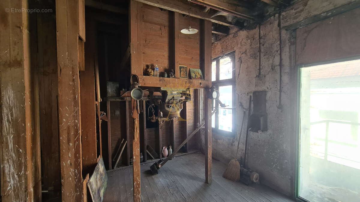 Loft industriel ou projet immobilier : ancien silo à rénover - photo 8