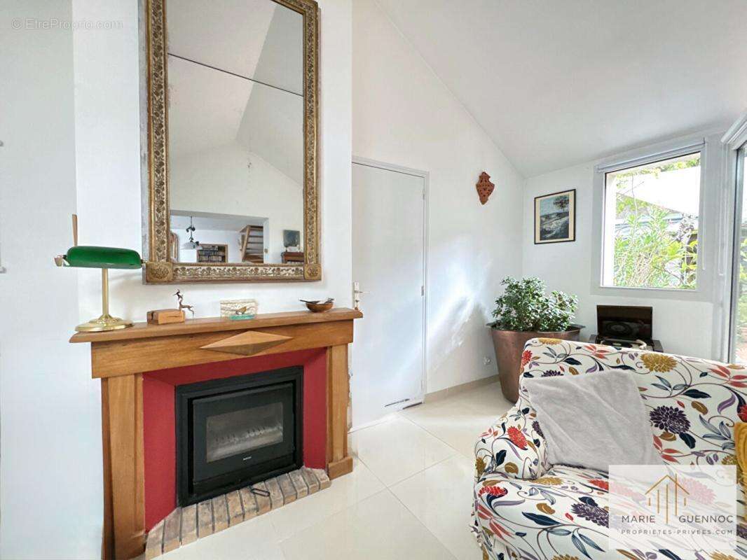 Maison de ville secteur Zola à Nantes 8 pièce(s) 179 m2 avec garage et jardin - photo 2