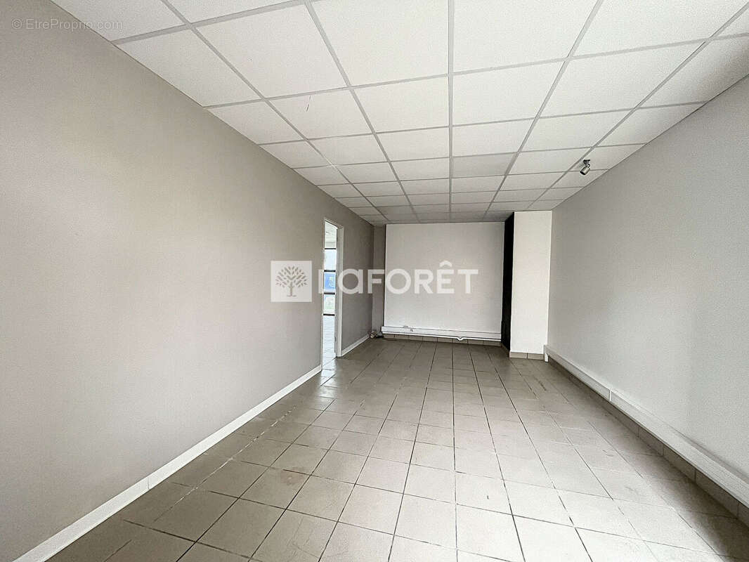 Maison à LA MAGDELAINE-SUR-TARN