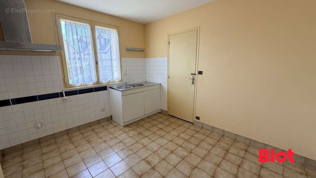 Maison à CHAVAGNE