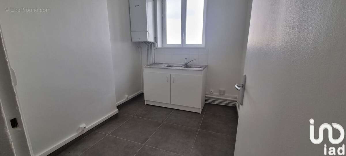 Photo 3 - Appartement à VILLIERS-LE-BEL