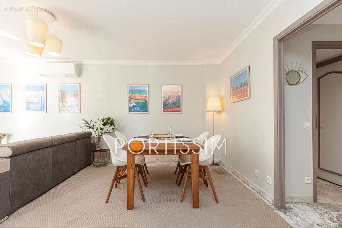 Appartement à SAINT-LAURENT-DU-VAR
