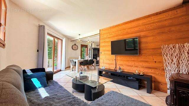 Maison 116 m² à Scionzier  - photo 8