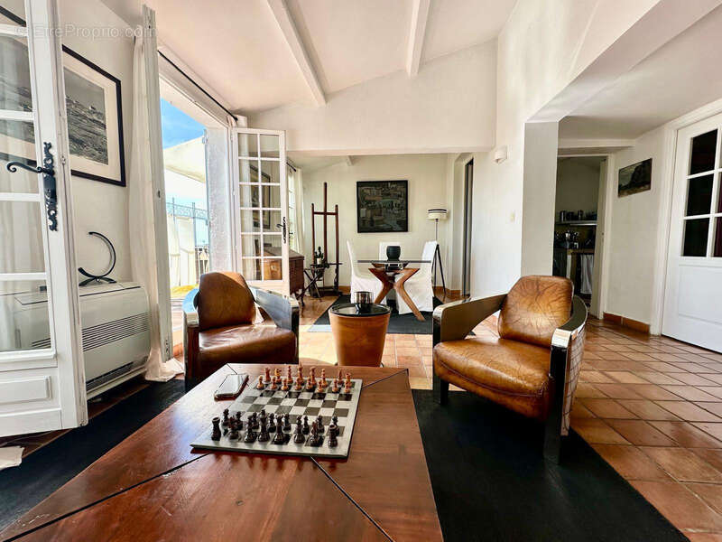 Appartement à AIX-EN-PROVENCE