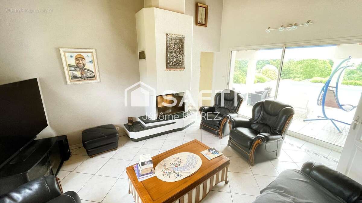 Photo 2 - Maison à MAREUIL-SUR-LAY-DISSAIS