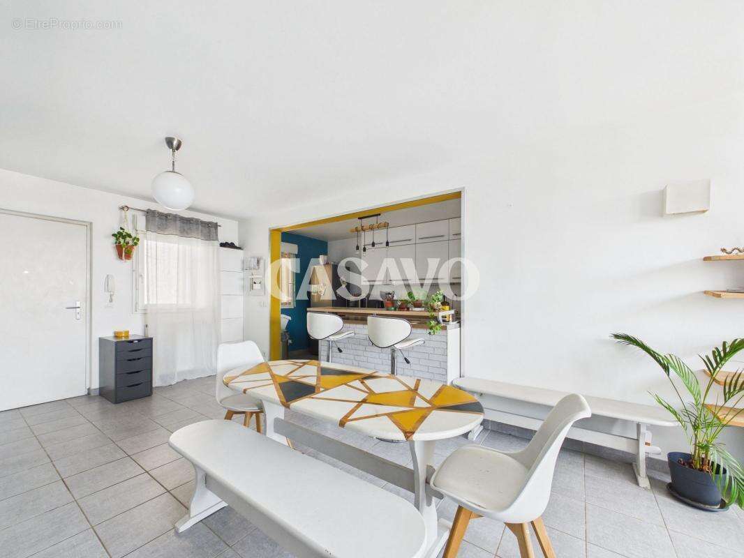 Appartement à LYON-9E