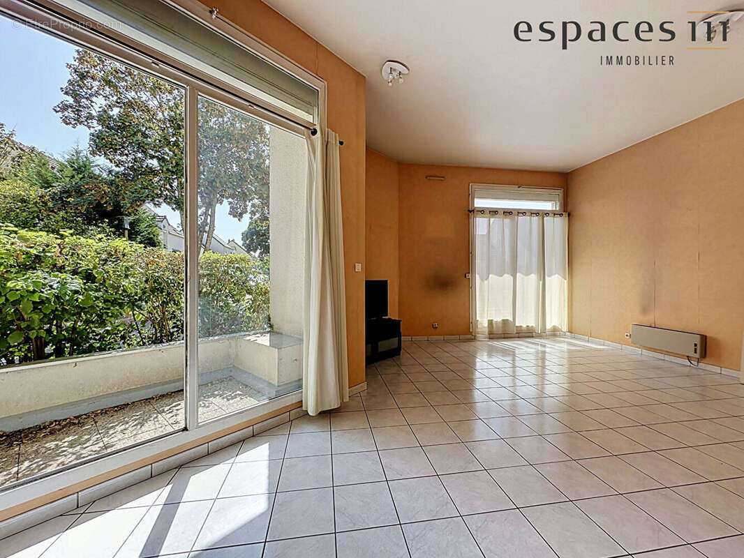 Appartement Montigny Le Bretonneux 3 pièce(s) 76.13 m2 - photo 2