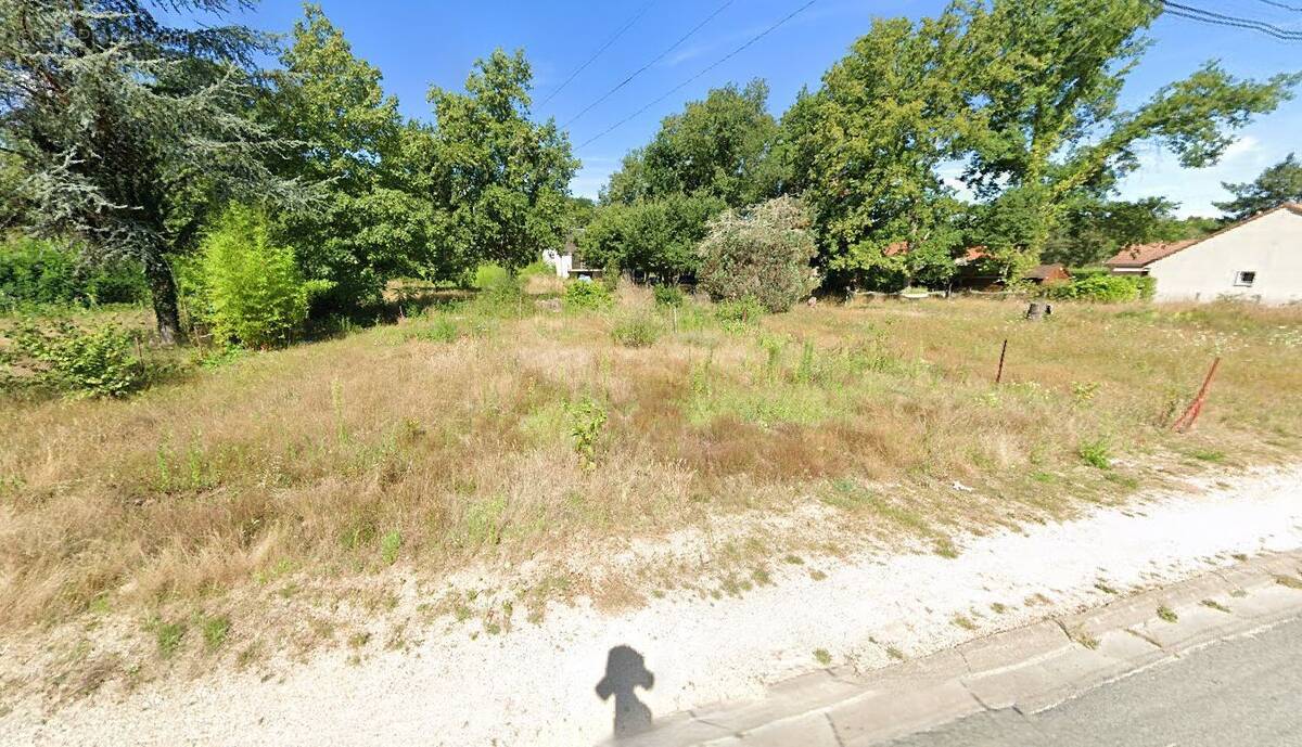 Terrain à THEILLAY