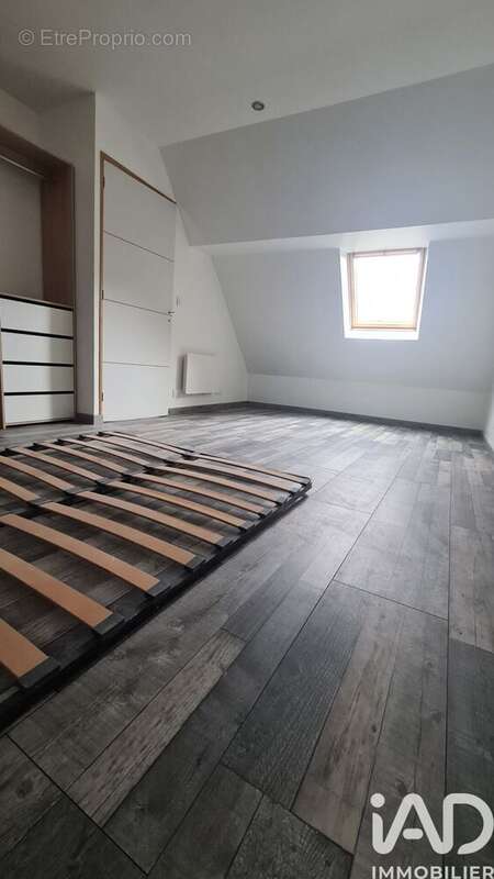 Maison 72 m² à Gy-Les-Nonains  - photo 7