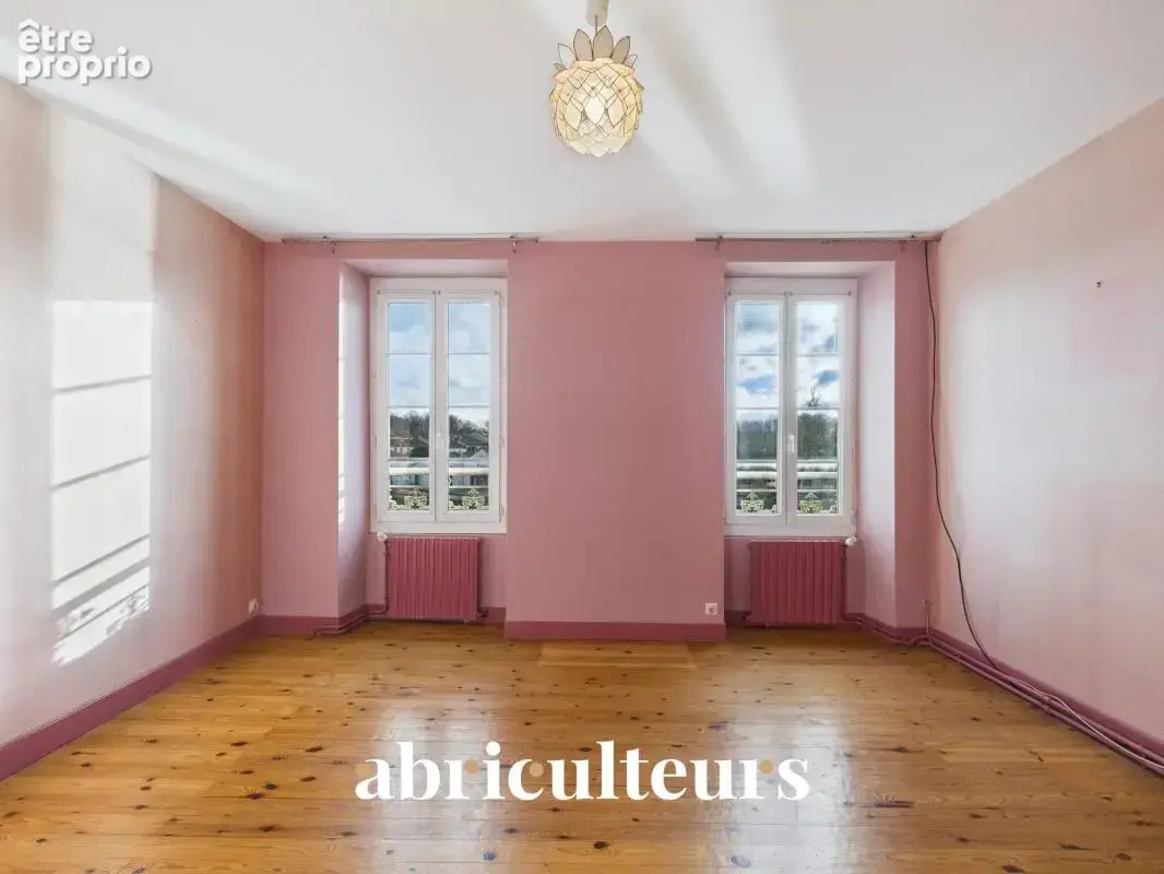 Maison de Maître À deux pas des bords de la Charente en vente à Jarnac (16200) - photo 13