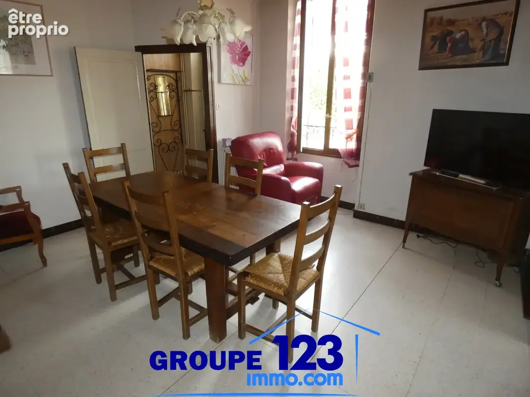 Auxerre - Maison de 81 m2 - T5 - photo 5