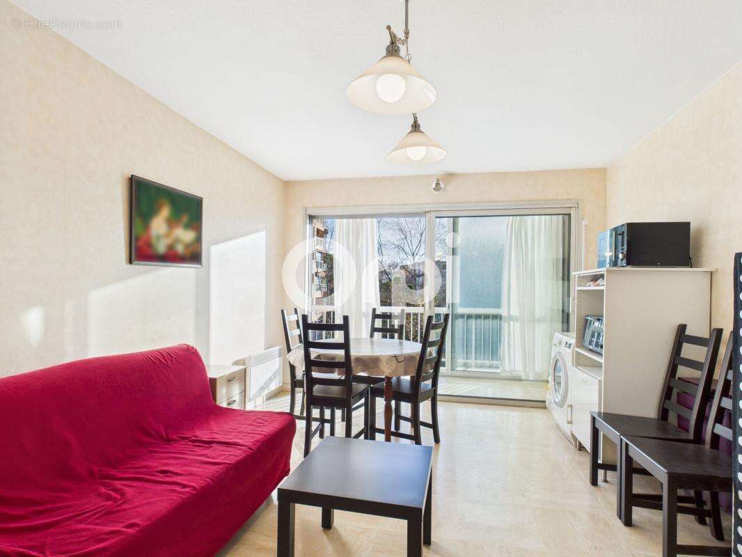 Appartement à MANDELIEU-LA-NAPOULE