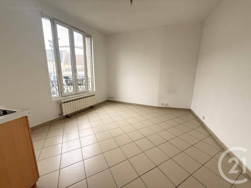 Appartement à FONTENAY-SOUS-BOIS