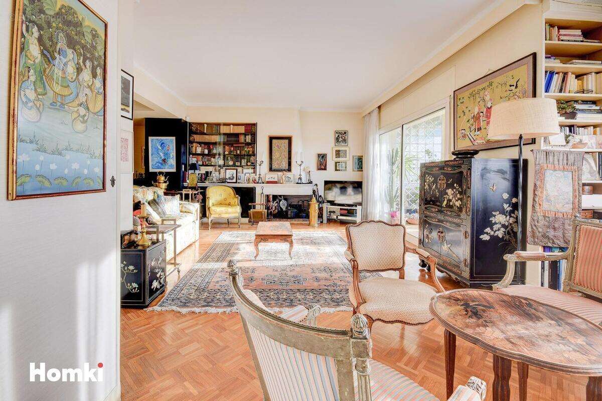 Appartement à MARSEILLE-8E