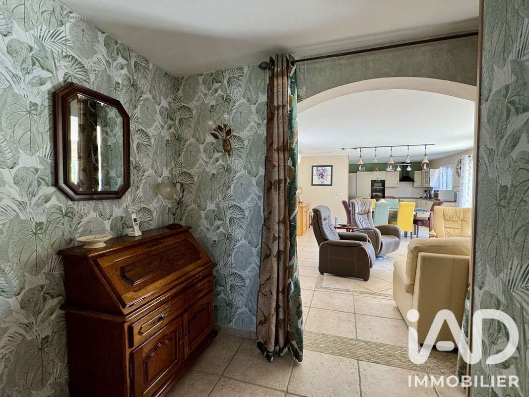 Maison 127 m² à Regat  - photo 5