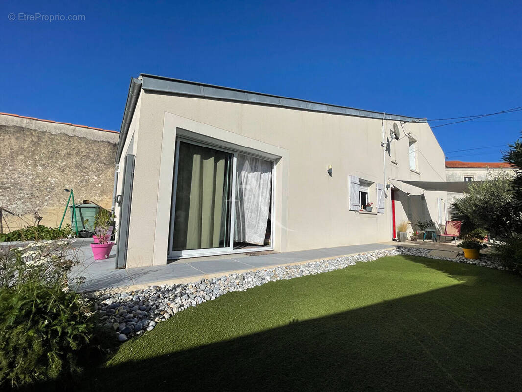 Maison à VERGEROUX