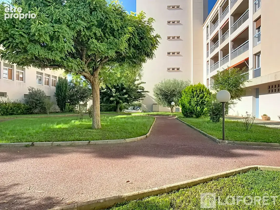 Appartement Marignane 4 pièce(s) 80 m2 - photo 1