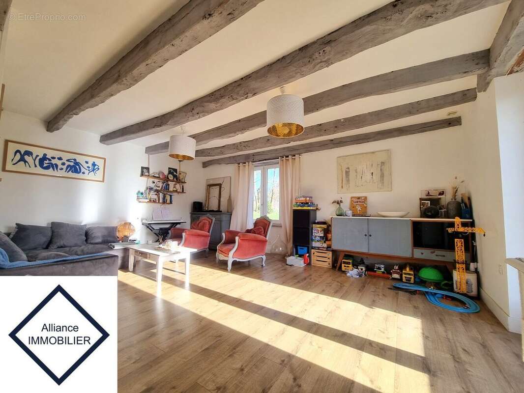 Maison à MEDREAC