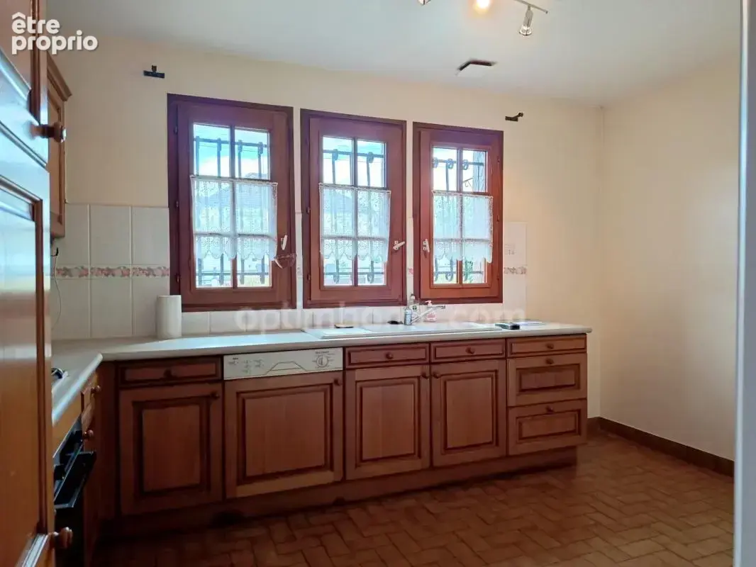 Maison plain-pied, 5 pièces, sous-sol, centre VILLERS BOCAGE (14310) - photo 6