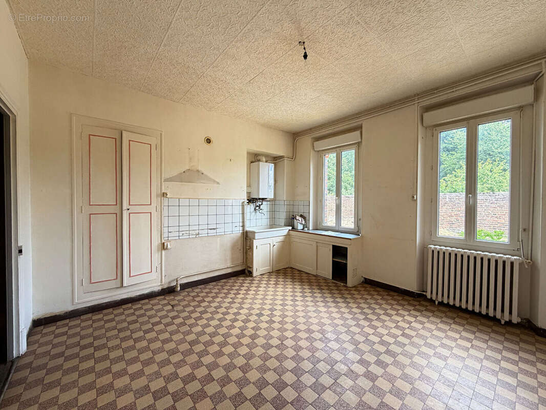 Appartement à BROU