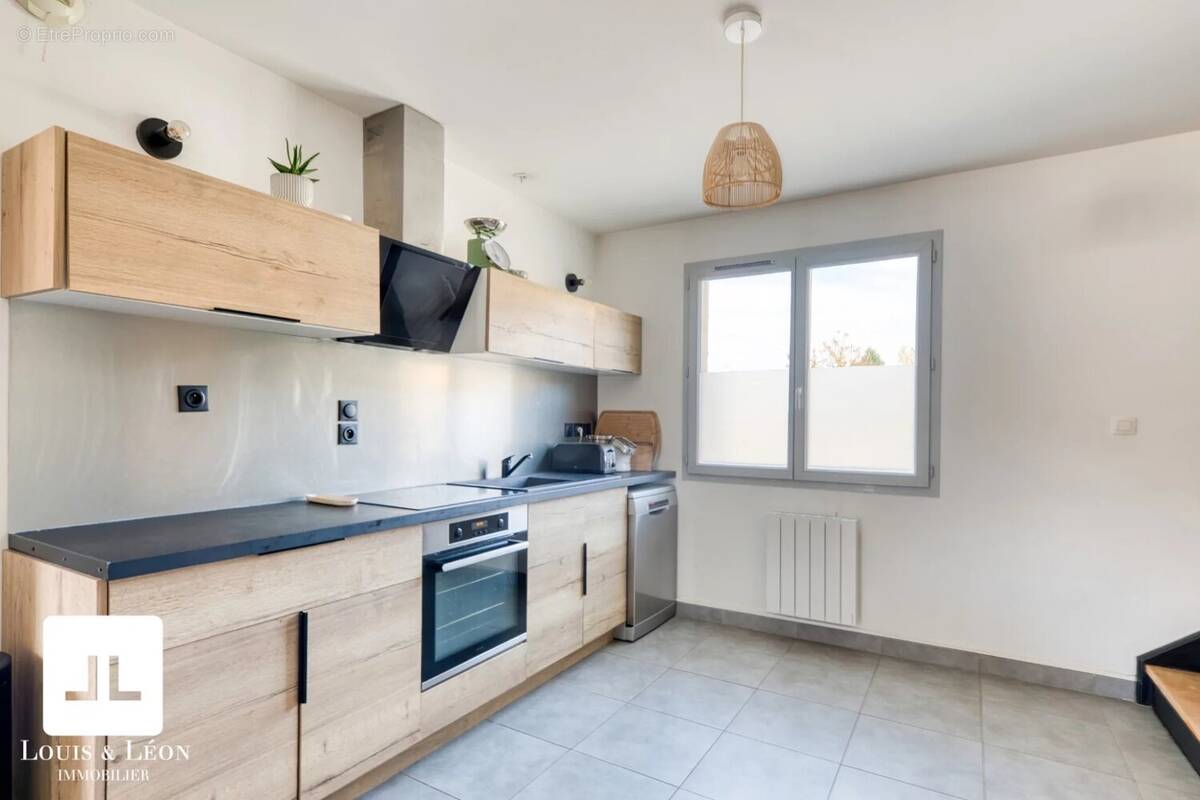 Appartement à ANSE