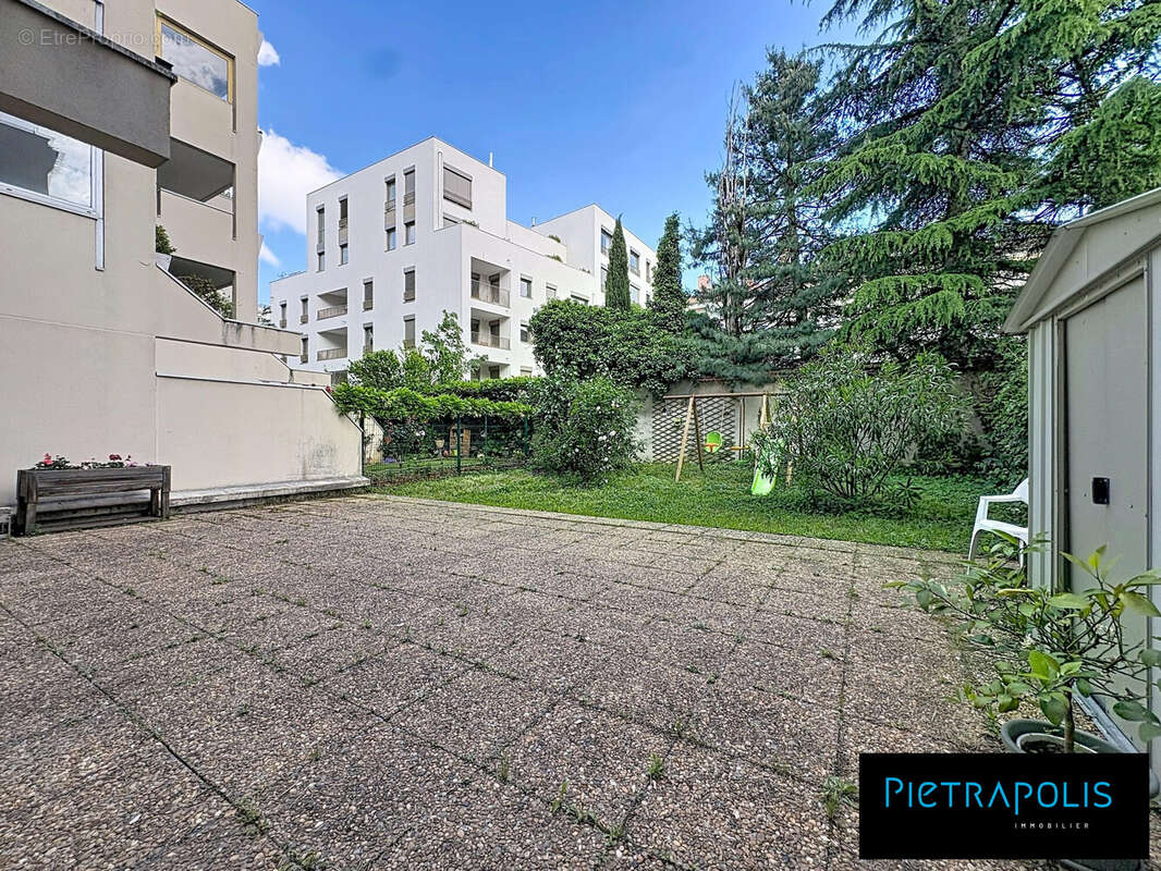 Appartement à LYON-8E