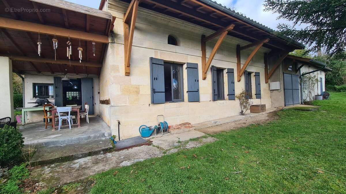 Maison à BOURG