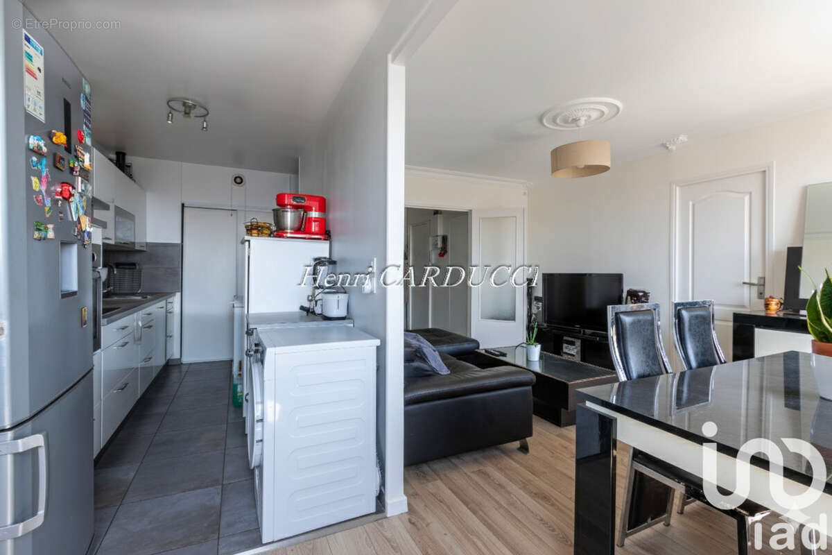 Photo 4 - Appartement à ASNIERES-SUR-SEINE