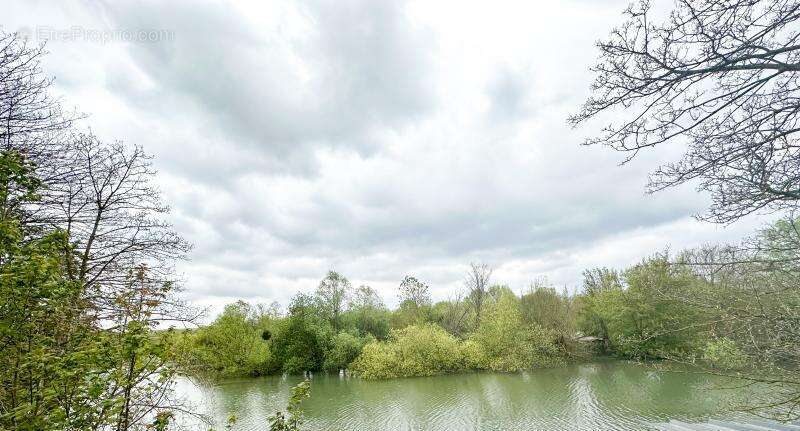 Maison à TOURVILLE-LA-RIVIERE