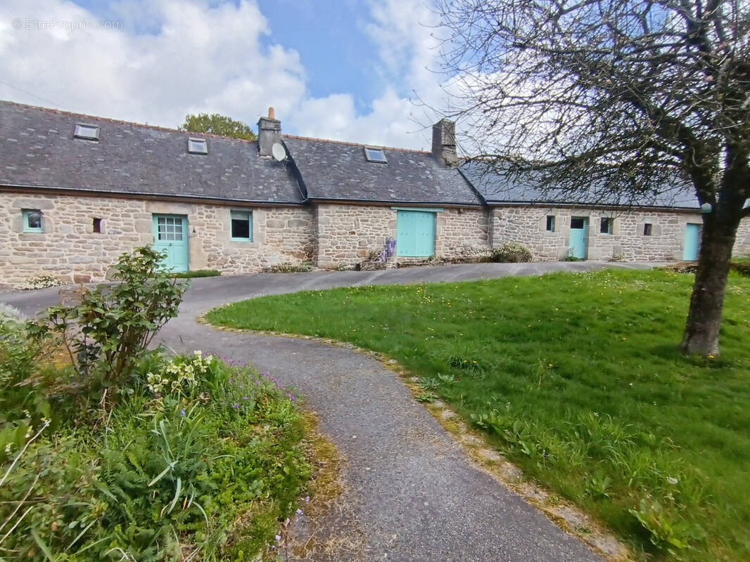 Maison à SEGLIEN