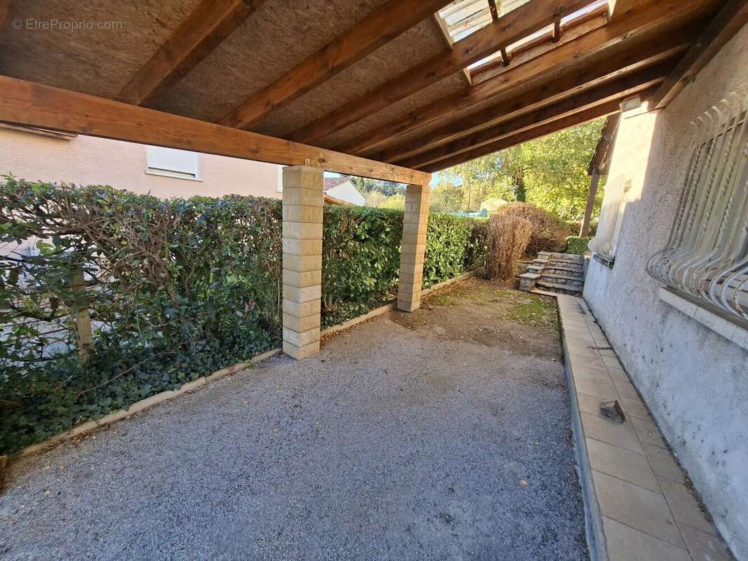 Maison à ROQUECOURBE