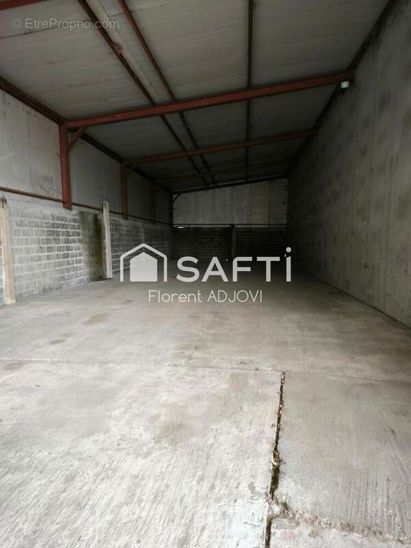 Photo 7 - Commerce à BUYSSCHEURE