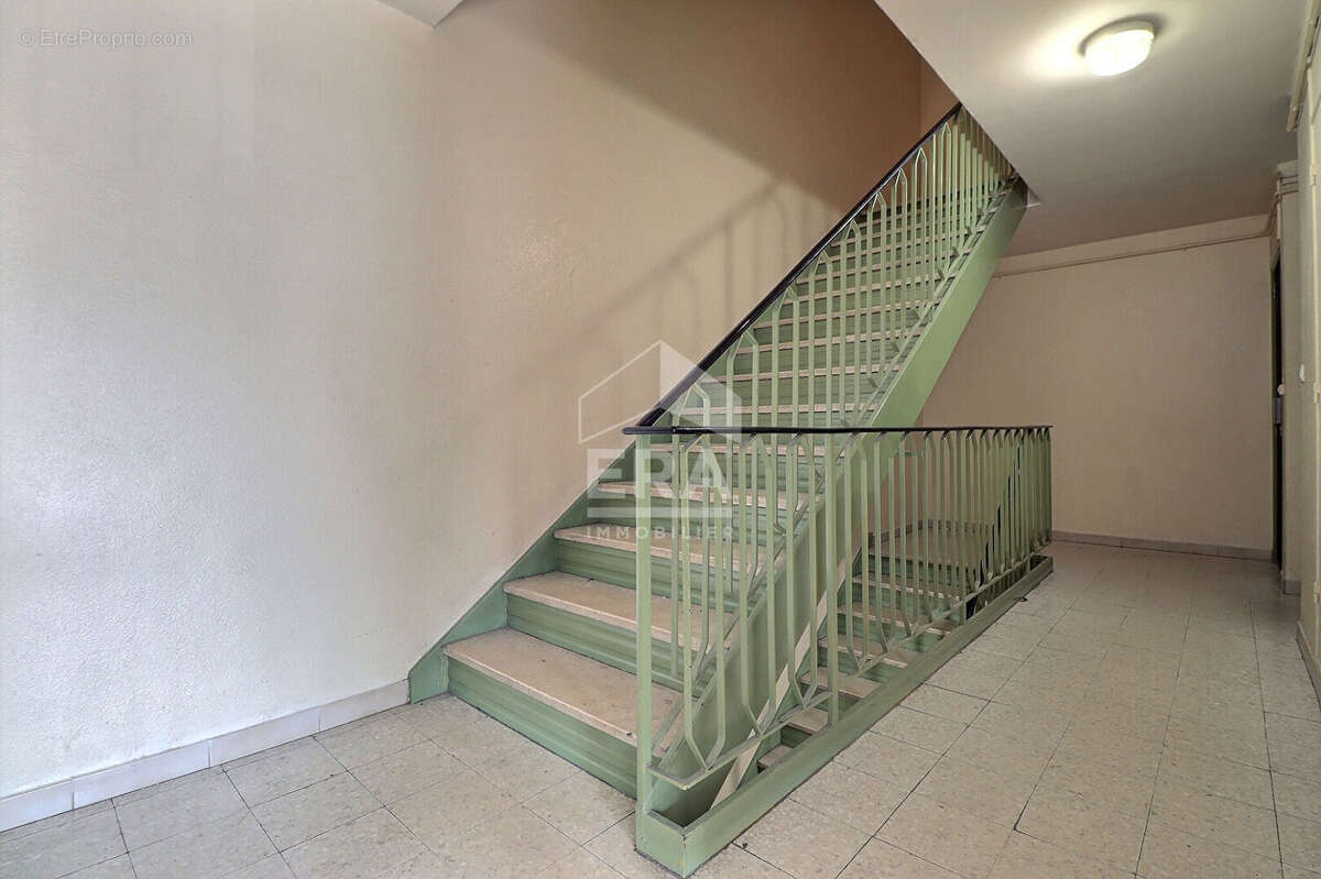 Appartement à AUBERVILLIERS