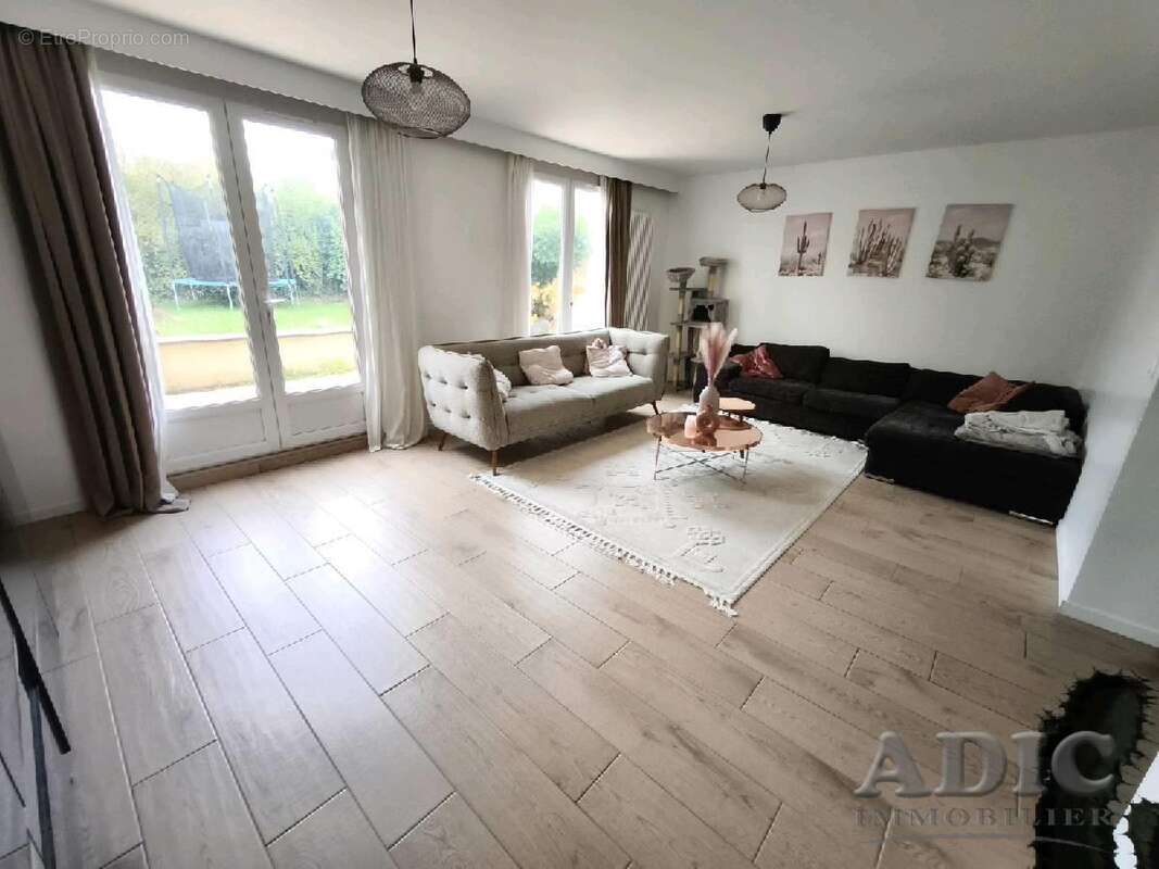 Maison à DAMMARTIN-EN-GOELE