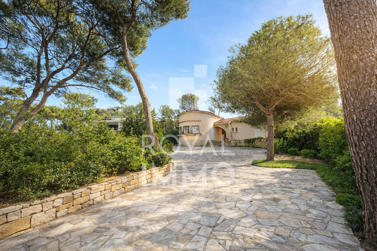 Maison à SANARY-SUR-MER