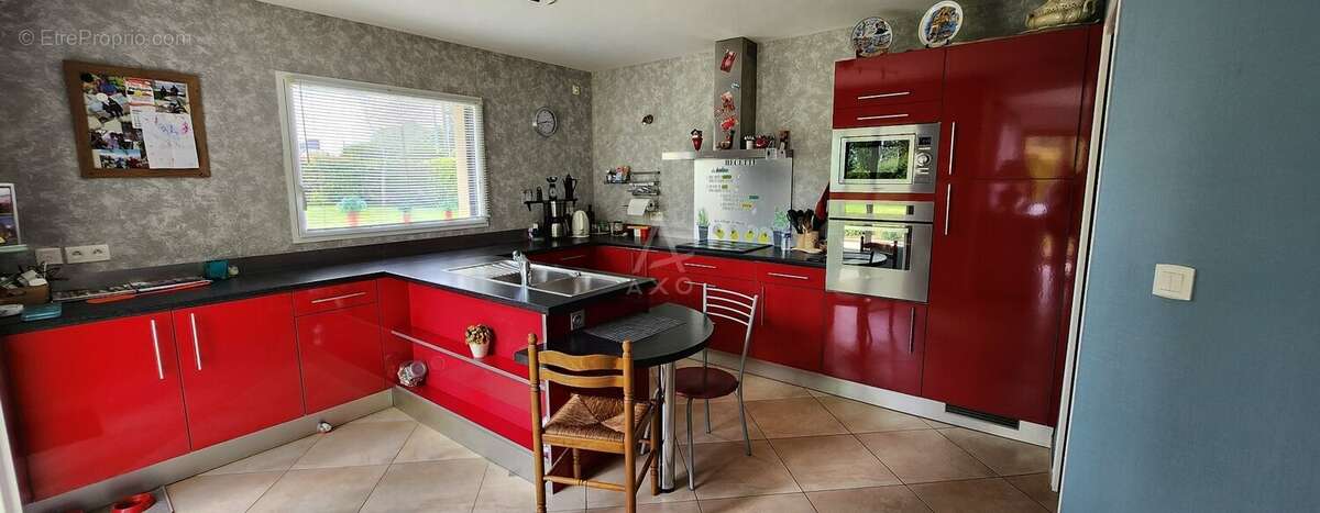 Maison à SAINT-JULIEN