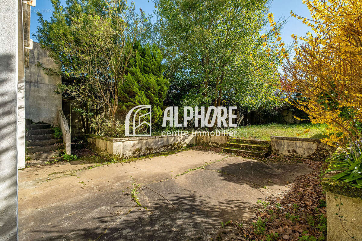 Nantes - Maison familiale évolutive avec jardin - 7 pièces -183 m² - garage double - photo 10