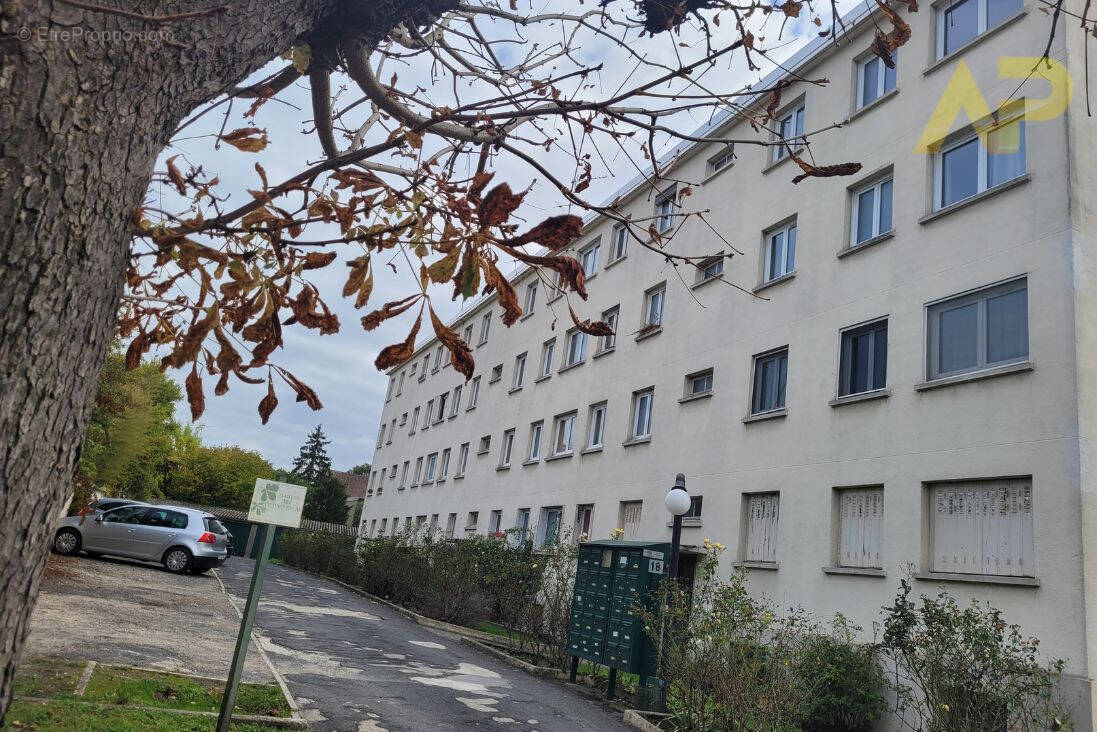 Appartement à VILLEMOMBLE