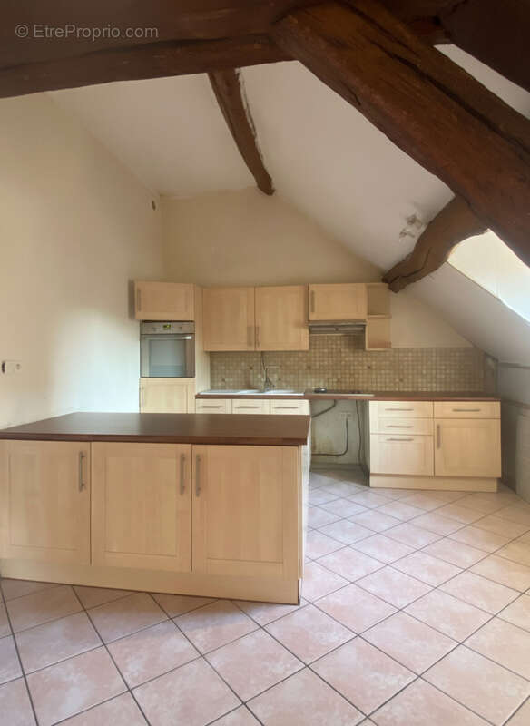Appartement à LA QUEUE-LES-YVELINES