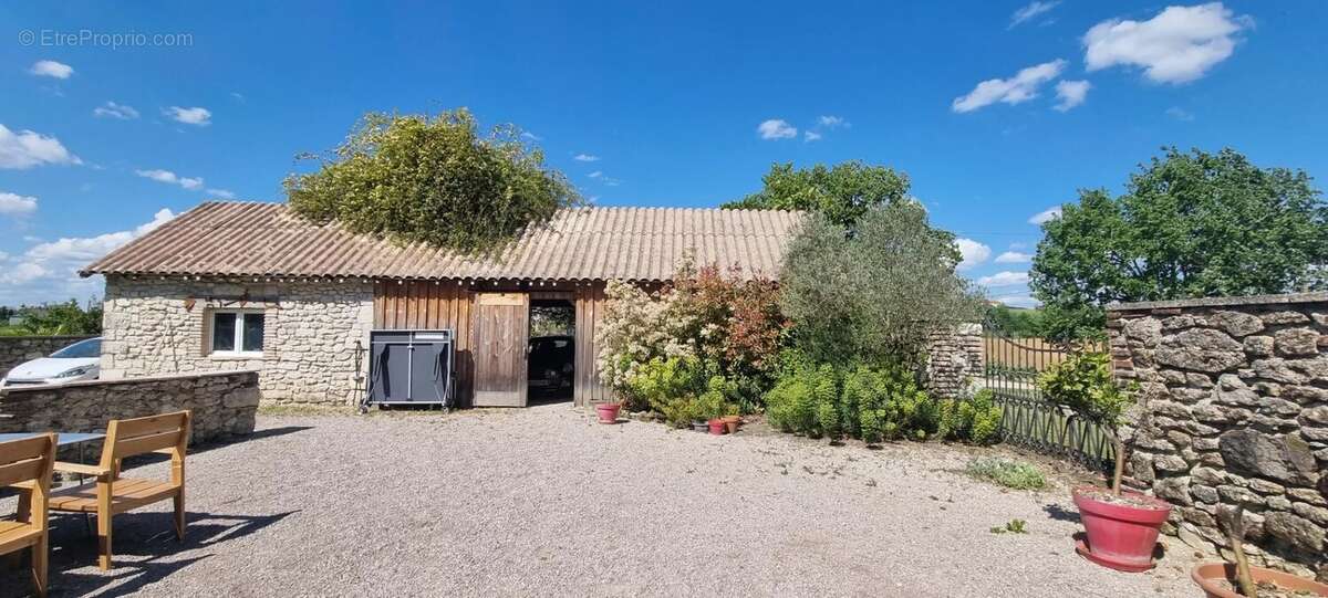 Maison à MONTPEZAT-DE-QUERCY