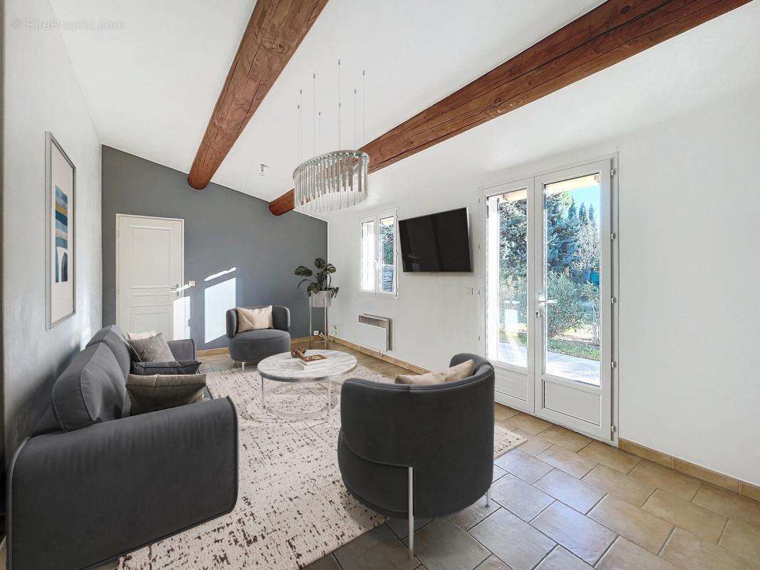 Maison à VILLENEUVE-LES-AVIGNON