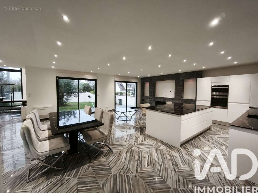 Photo 8 - Maison à NANTEUIL-LES-MEAUX