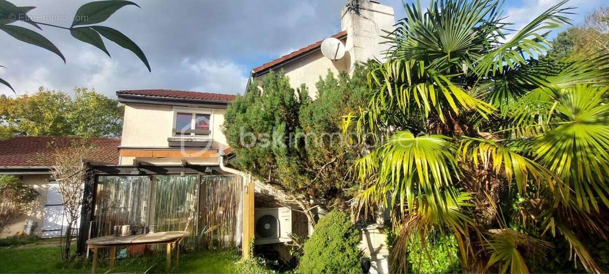 Maison à GIF-SUR-YVETTE