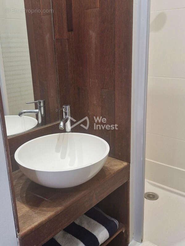 Appartement à MARSEILLE-4E
