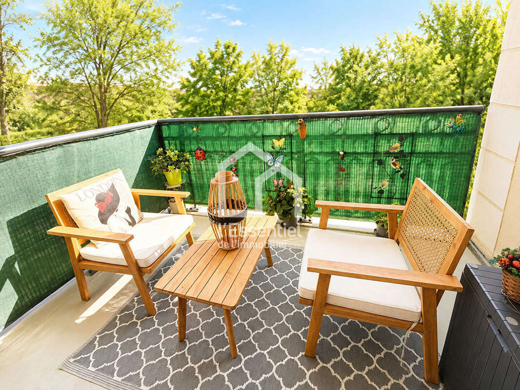 Appartement à VERNEUIL-SUR-SEINE