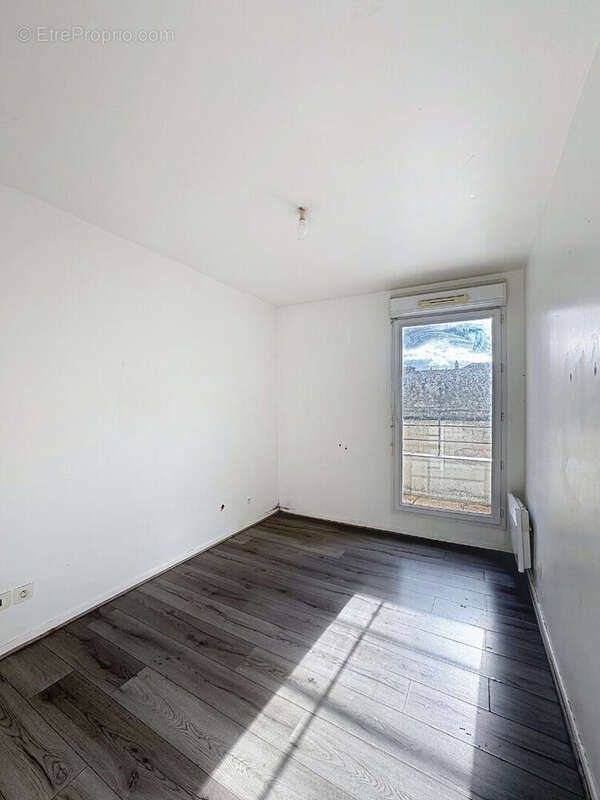 Appartement à AUBERVILLIERS